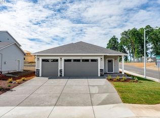 505 E 3rd St, Yamhill, OR