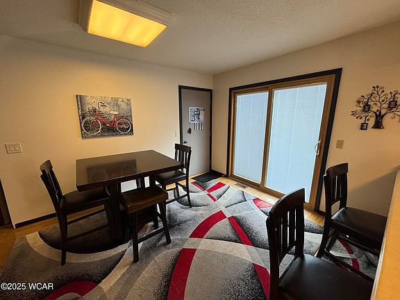 5th image of 226 Kenwick Dr