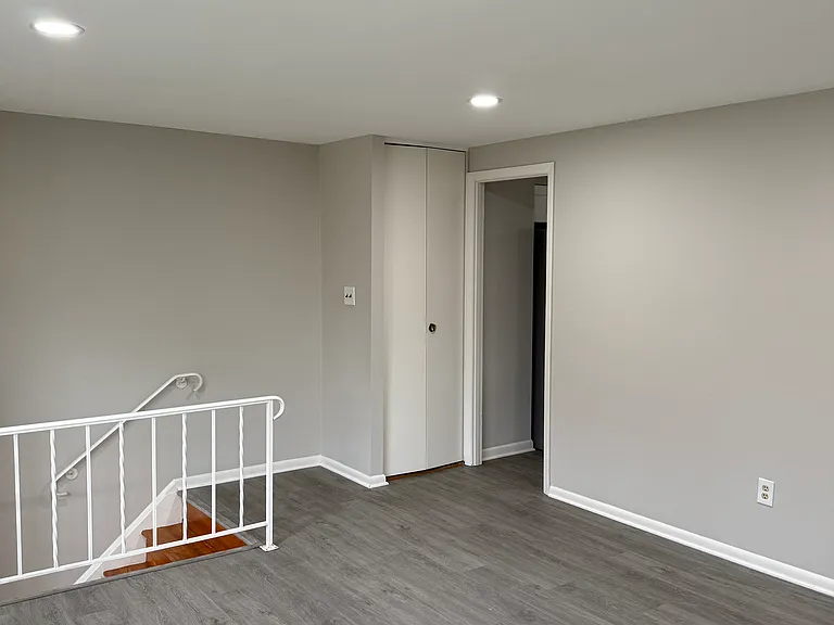 1113 Regina Dr — Photo 13