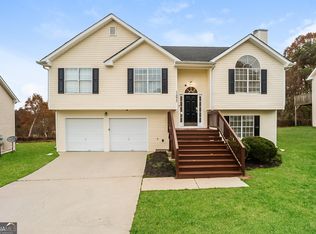 11072 Pebble Ridge Dr, Hampton, GA 30228