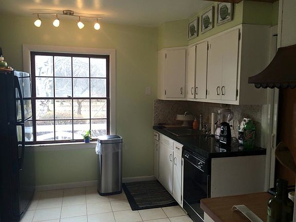 3rd image of 2521 Windy Hill Dr