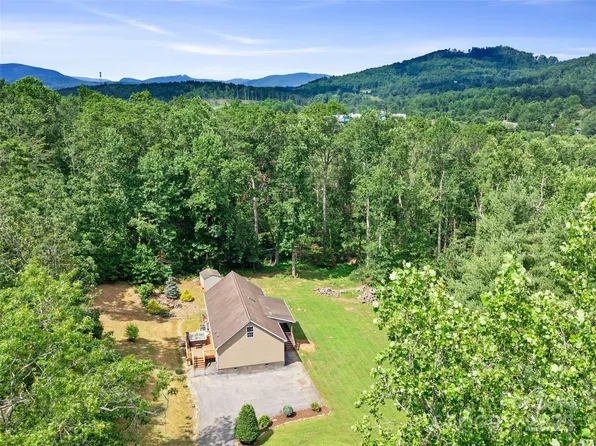 160 Mary Ann Ln, Spruce Pine, NC 28777