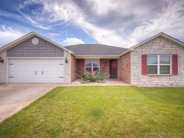 3711 S 151st East Ave, Tulsa, OK 74134