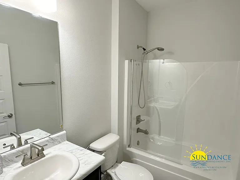 2337 Salamanca St — Photo 12
