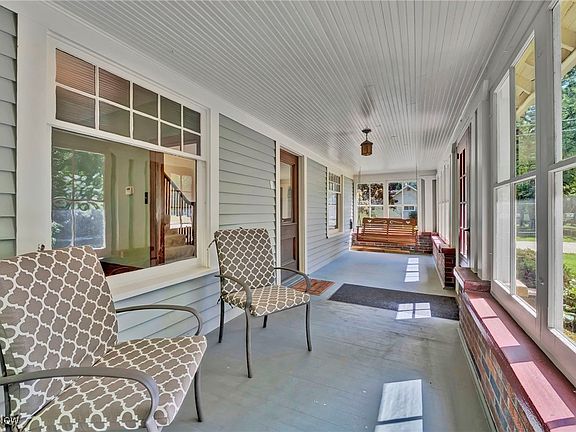 5th image of 7434 Birkner Dr