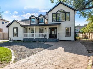 223 W 33rd St, Houston, TX 77018