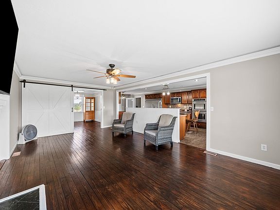 3rd image of 2152 Main St