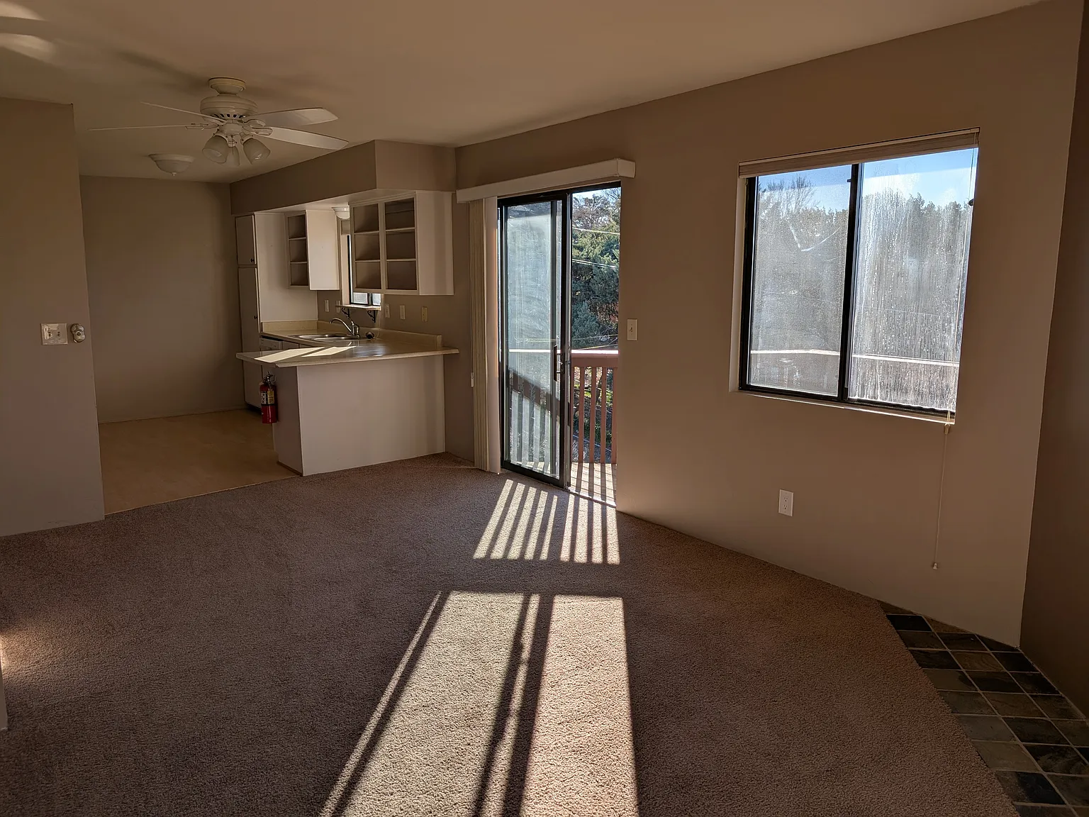 2 bed, 868 sqft, $1,600 — Photo 4