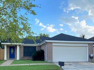 11915 N Fairhollow Ln, Houston, TX 77043