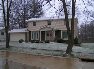 15423 Eaglepass Dr, Chesterfield, MO 63017