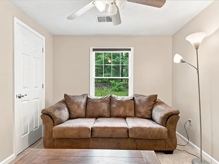 111 Launchris Dr — Photo 54