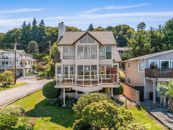 415 S 287th Street, Des Moines, WA 98198