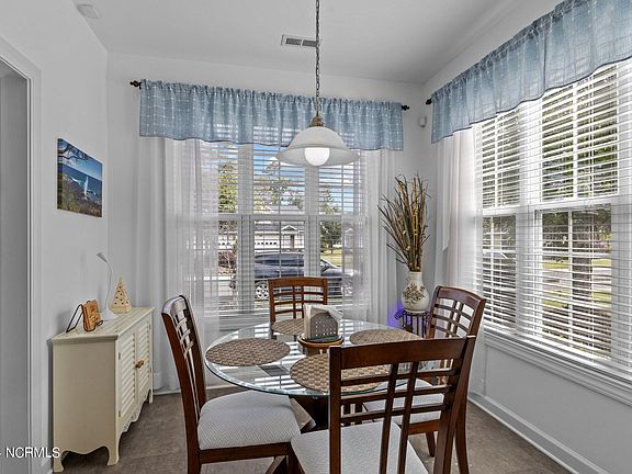 5th image of 206 Reserve Green Drive #B