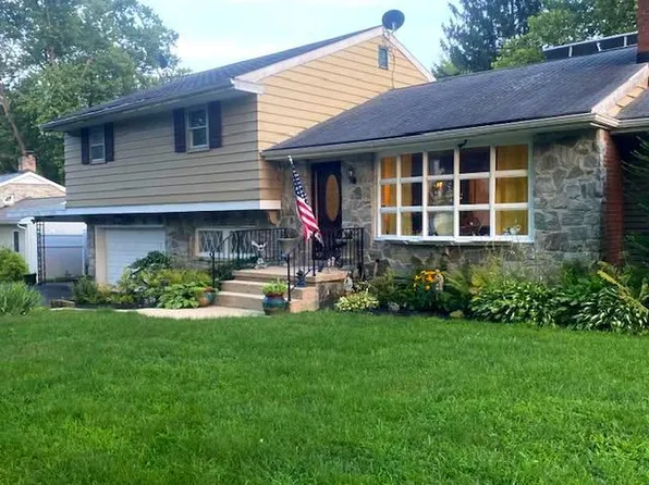 28 Conestoga Blvd, Lancaster, PA 17602