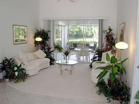2nd image of 12980 Silverthorn Ct