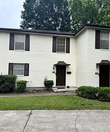 2nd image of 3825 Vernon St