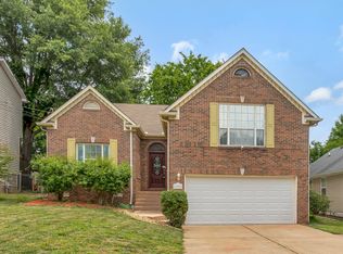1707 University Dr, Columbia, TN 38401