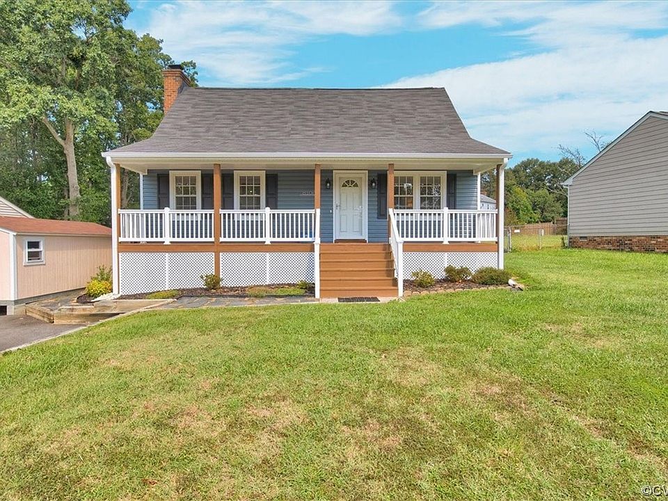 1st image of 8106 Fallbrooke Dr