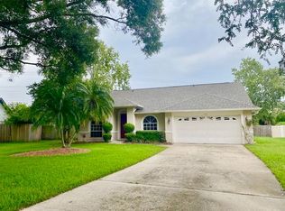 345 Silver Pine Dr, Lake Mary, FL 32746