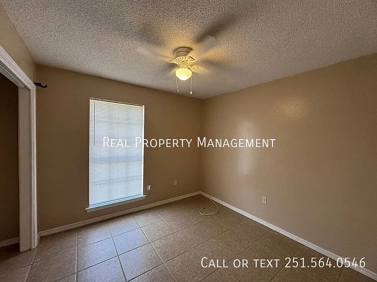 7969 Pine Springs Dr — Photo 7