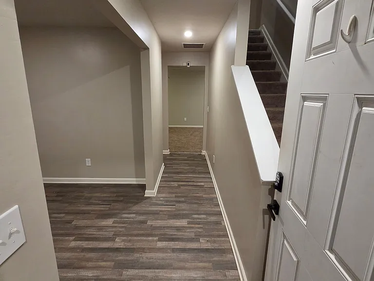 226 Arlington Ave — Photo 2