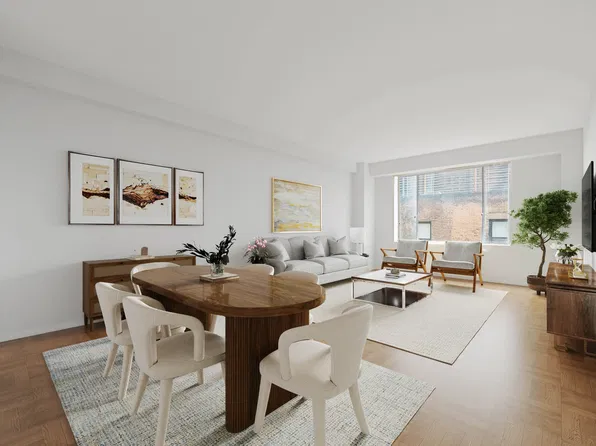 310 Lexington Avenue image 1 of 7