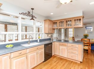 69 Powderhorn Dr, Ridgefield, CT 06877