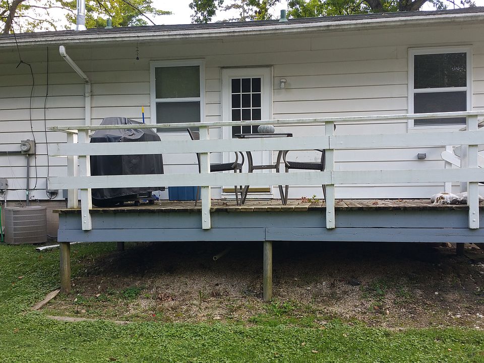 2nd image of 1175 Lake Geneva Blvd