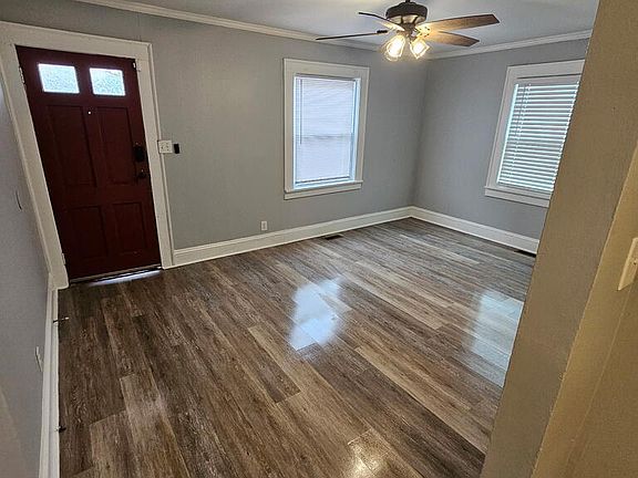 3rd image of 219 Craige St