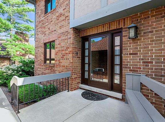 2nd image of 7915 W Golf Dr