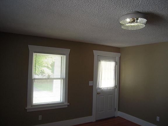 2nd image of 4211 N 22nd St