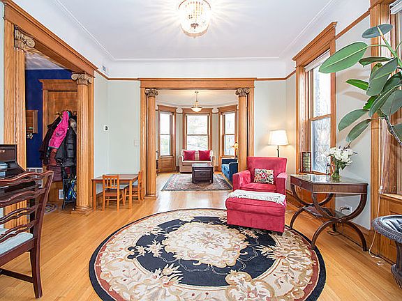 4th image of 4003 N Greenview Ave #3N