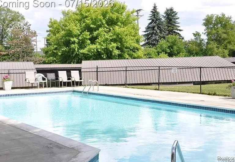 30052 W Twelve Mile Rd #71 — Photo 16