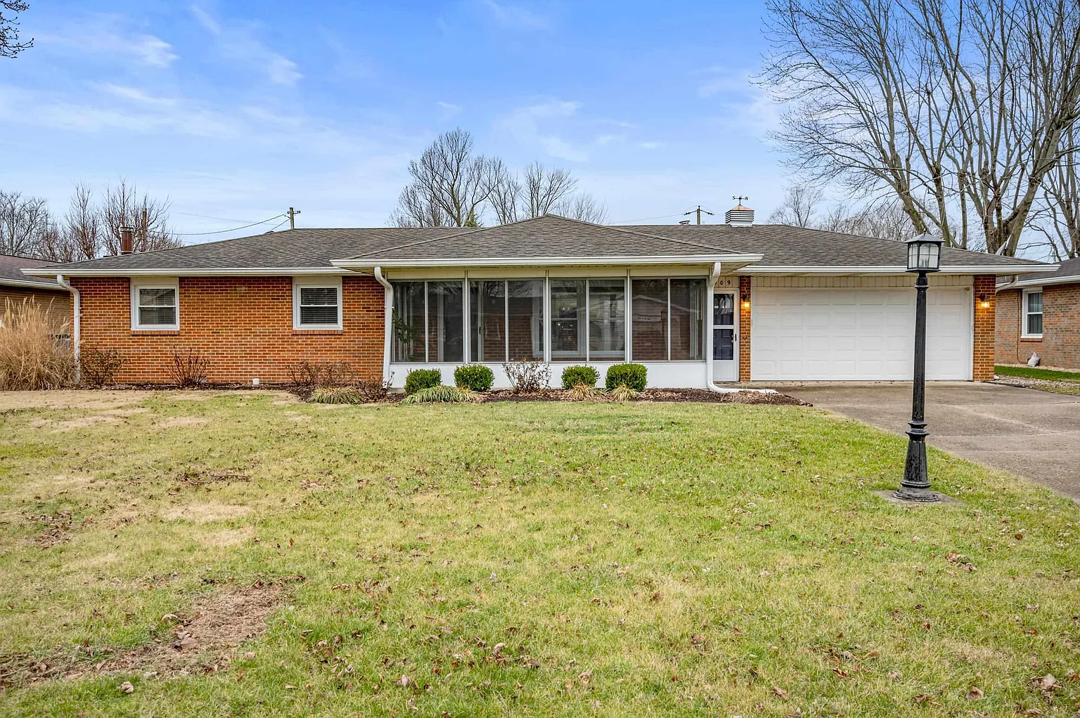 3509 Hampton Ct photo 1