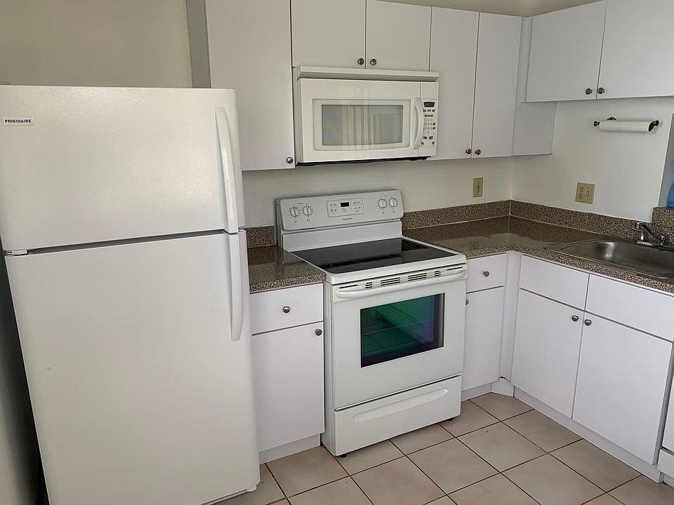 1st image of 1400 Jefferson Dr APT E