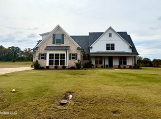 1479 Ashtons Ln, Hernando, MS 38632