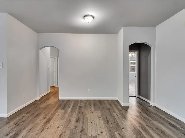 1906 Cameo Ct — Photo 16