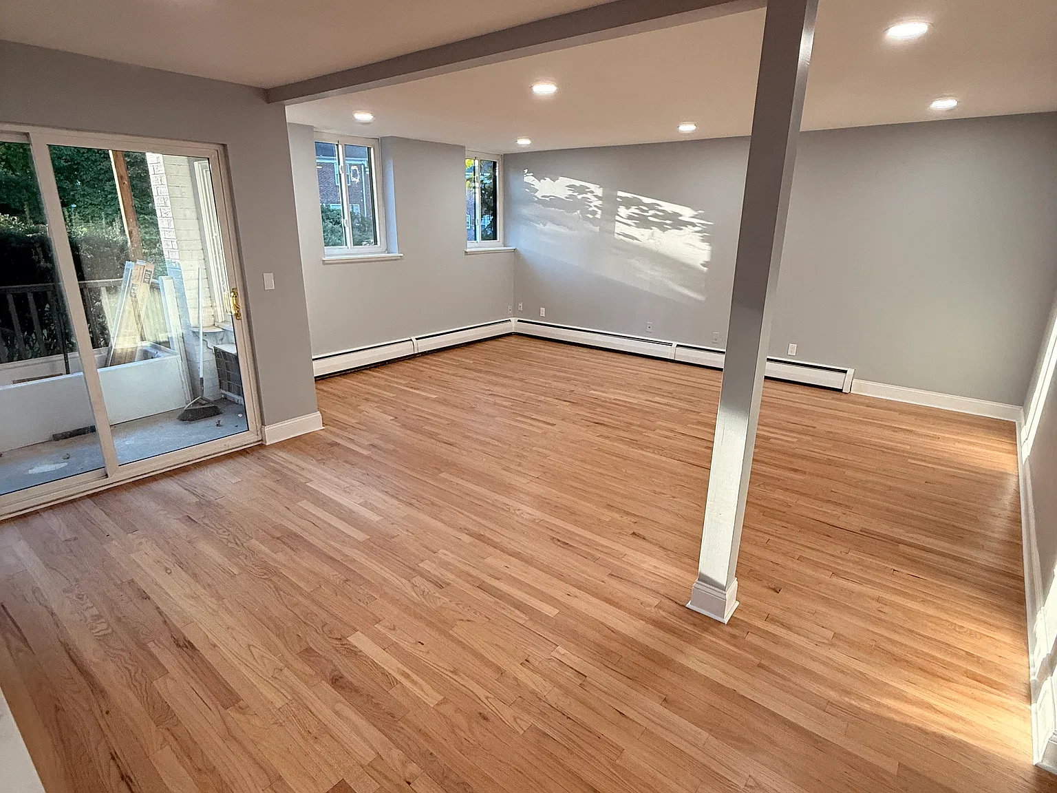 2 bed, 1000 sqft, $2,600 — Photo 2