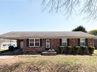 119 Quail Dr, Dallas, NC 28034