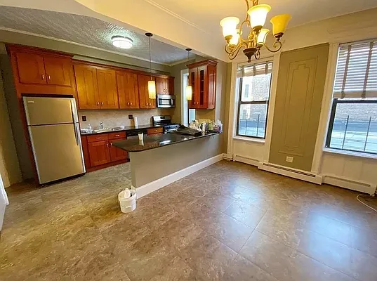 Rented by Ideal Properties Group | media 2