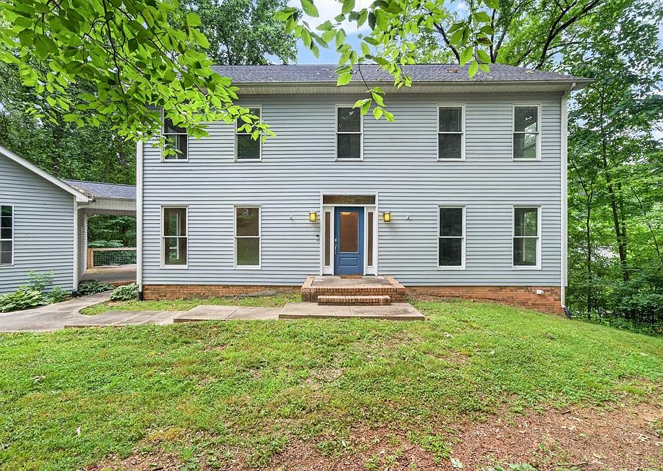 1st image of 1945 Forest Cir