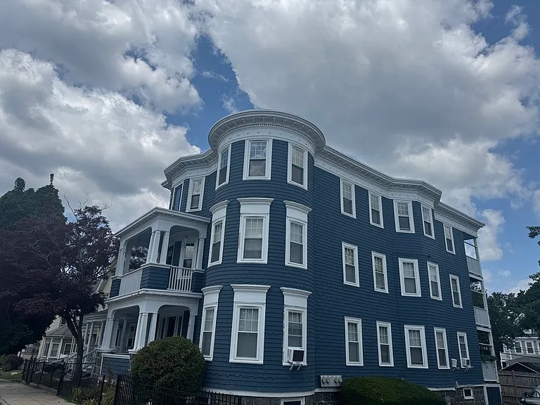 24 Pierce Ave #3BR2BRSTU — Photo 1