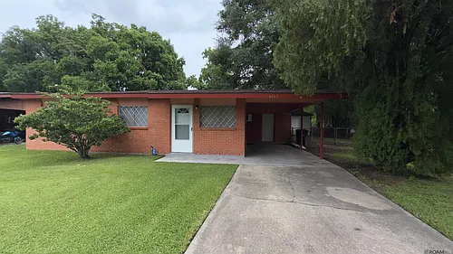 2457 Desoto Dr Photo 1