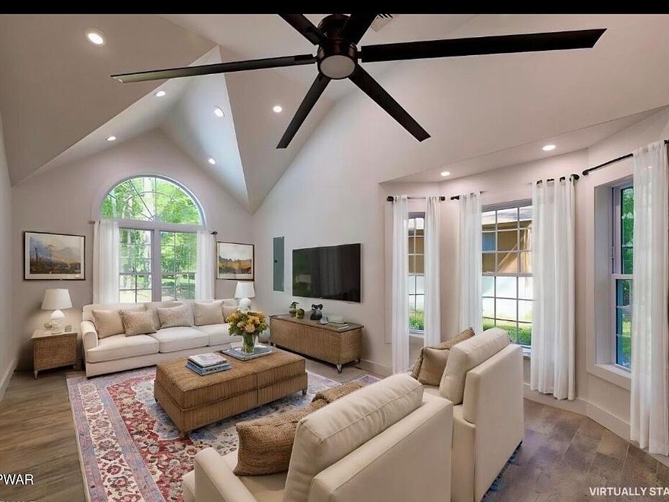 1st image of 110 Forest View Dr