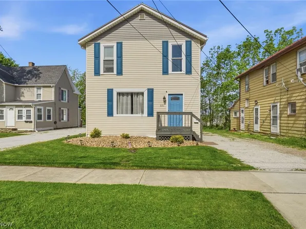 521 High St, Fairport Harbor, OH 44077