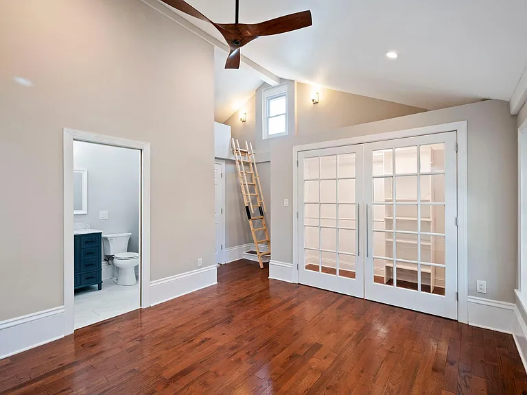 567 Dupont St — Photo 20