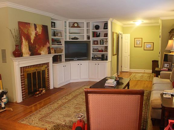 5th image of 1619 S Clayton Ave