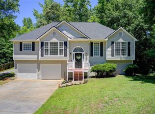 407 Yellowstone Dr, Powder Springs, GA 30127