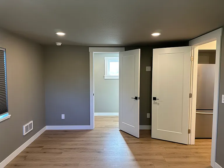 3803 Friday Ave — Photo 9