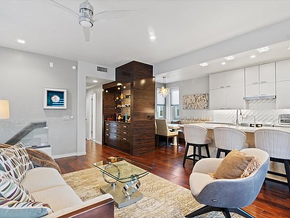 2nd image of 15221 N Clubgate Dr Unit 2062
